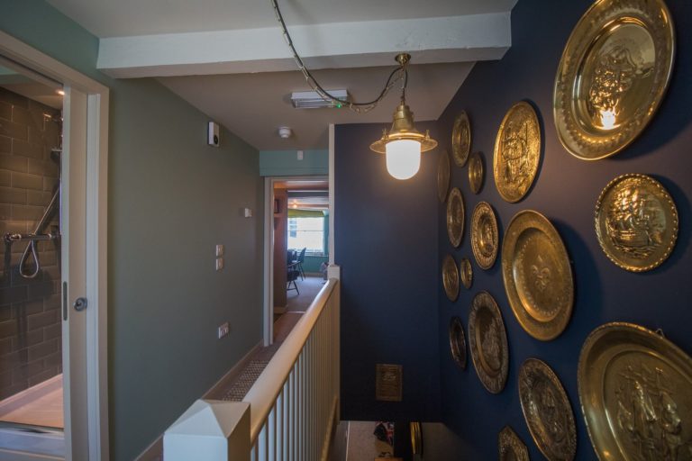 The Crow's Nest Cabins and Castles